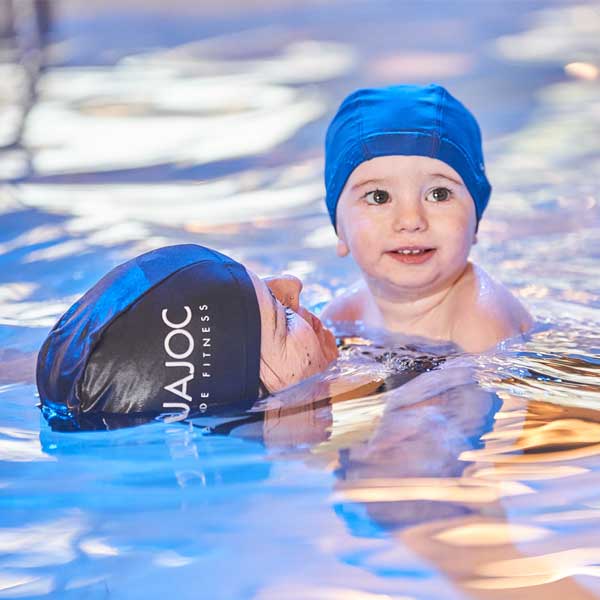 natación para bebés en aiguajoc